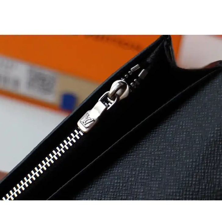Official Brother Sam LV 208B570094 Bags 0620